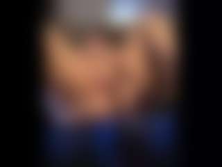 Honestlyfux's Live Sex Cam Show