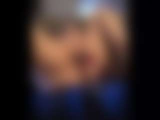 Honestlyfux's Live Sex Cam Show