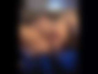 Honestlyfux's Live Sex Cam Show