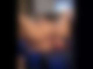 Honestlyfux's Live Sex Cam Show