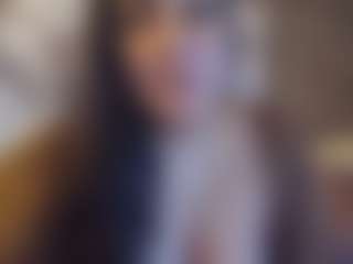 Honestlyfux's Live Sex Cam Show