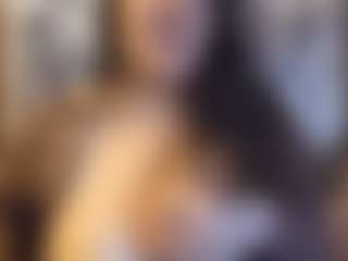 Honestlyfux's Live Sex Cam Show