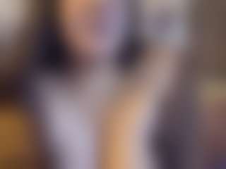 Honestlyfux's Live Sex Cam Show