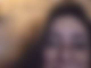 Honestlyfux's Live Sex Cam Show