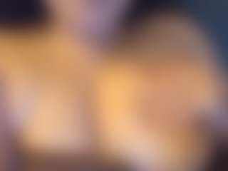 Honestlyfux's Live Sex Cam Show