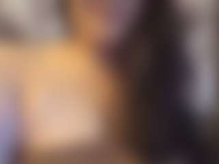 Honestlyfux's Live Sex Cam Show
