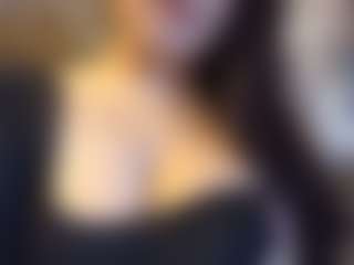 Honestlyfux's Live Sex Cam Show