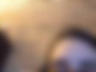 Honestlyfux's Live Sex Cam Show