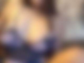 Honestlyfux's Live Sex Cam Show