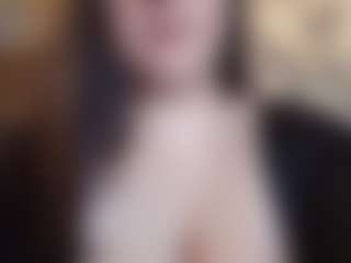 Honestlyfux's Live Sex Cam Show