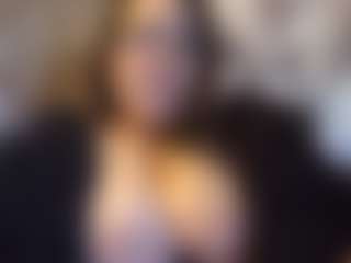 Honestlyfux's Live Sex Cam Show