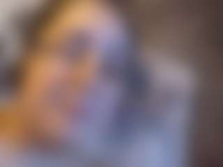 Honestlyfux's Live Sex Cam Show