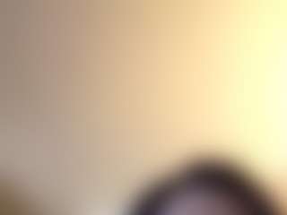 Honestlyfux's Live Sex Cam Show