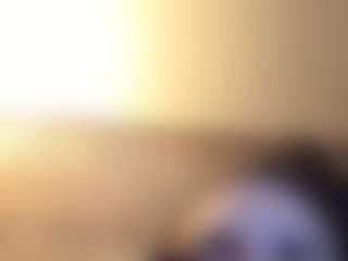 Honestlyfux's Live Sex Cam Show