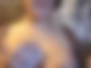 Honestlyfux's Live Sex Cam Show