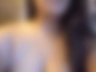 Honestlyfux's Live Sex Cam Show