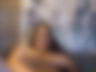 Honestlyfux's Live Sex Cam Show