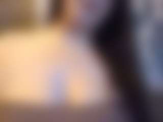 Honestlyfux's Live Sex Cam Show