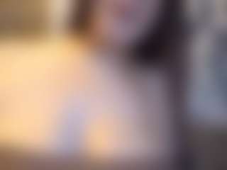 Honestlyfux's Live Sex Cam Show