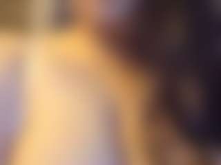 Honestlyfux's Live Sex Cam Show