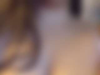 Honestlyfux's Live Sex Cam Show