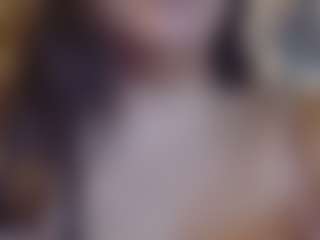 Honestlyfux's Live Sex Cam Show