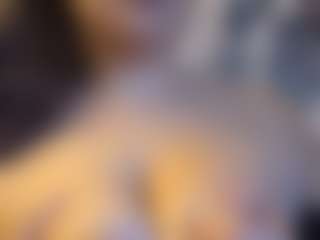 Honestlyfux's Live Sex Cam Show