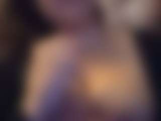 Live cam show with Honestlyfux - Sub on Camsoda