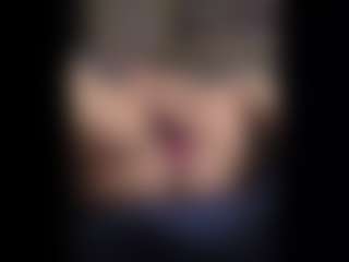 Honestlyfux's Live Sex Cam Show