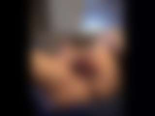 Honestlyfux's Live Sex Cam Show