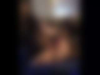 Honestlyfux's Live Sex Cam Show