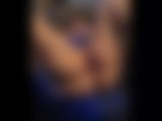 Honestlyfux's Live Sex Cam Show