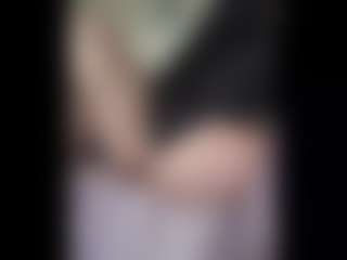Honestlyfux's Live Sex Cam Show