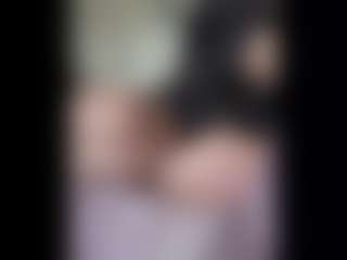 Honestlyfux's Live Sex Cam Show