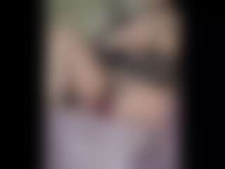 Honestlyfux's Live Sex Cam Show