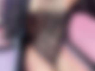 Isabella Kirk's Live Sex Cam Show
