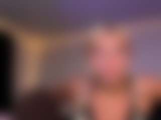 Live cam show with Itsirelandbby - Flashing on Free Soda