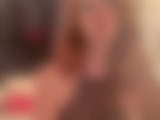 JanieDarling's Live Sex Cam Show