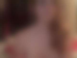 Live cam show with JanieDarling - Squirt Curvy on Camsoda