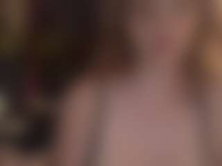 Live cam show with JanieDarling - Spy on realtime-chat