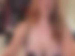 JanieDarling's Live Sex Cam Show