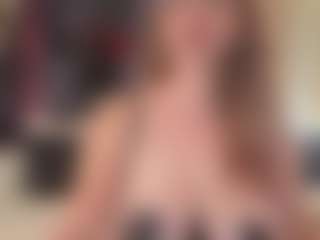 JanieDarling's Live Sex Cam Show