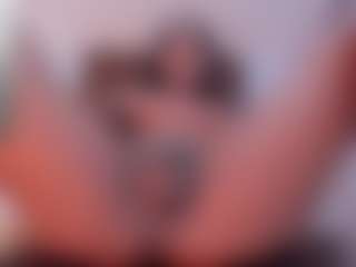 Live cam show with Mia-hornny - White on Cam Slut | colombia