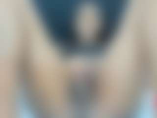Live cam show with Mia-hornny - White on madthumbs | colombia
