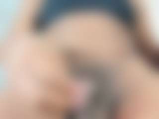 Live cam show with Mia-hornny - Tease on madthumbs