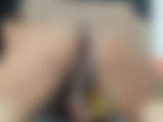Live cam show with Mia-hornny - White on Camsoda | colombia