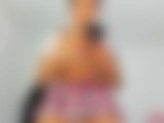 Live cam show with Mia-hornny - Small Tits on UwU Esports