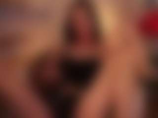 Live cam show with MimiPetitte - Upskirt on Camsoda
