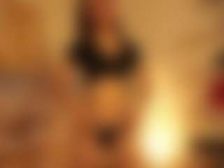 Live cam show with MimiPetitte - Role Play on Camsoda