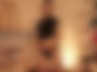 Show en direct avec MimiPetitte - Brown Hair Toys sur Camsoda